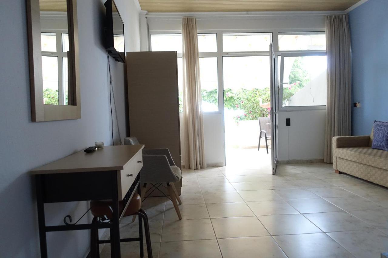Ermioni Apartments Vrasná 외부 사진