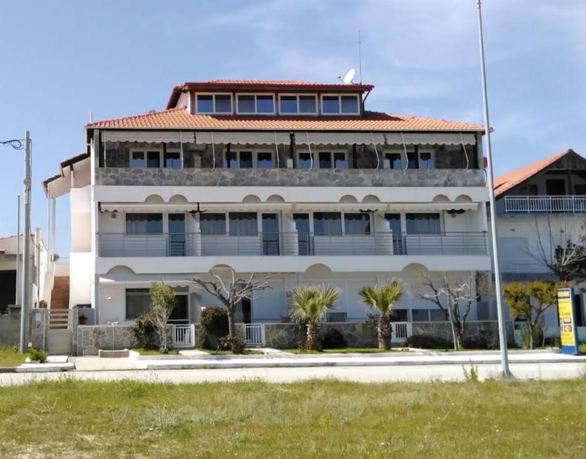 Ermioni Apartments Vrasná 외부 사진
