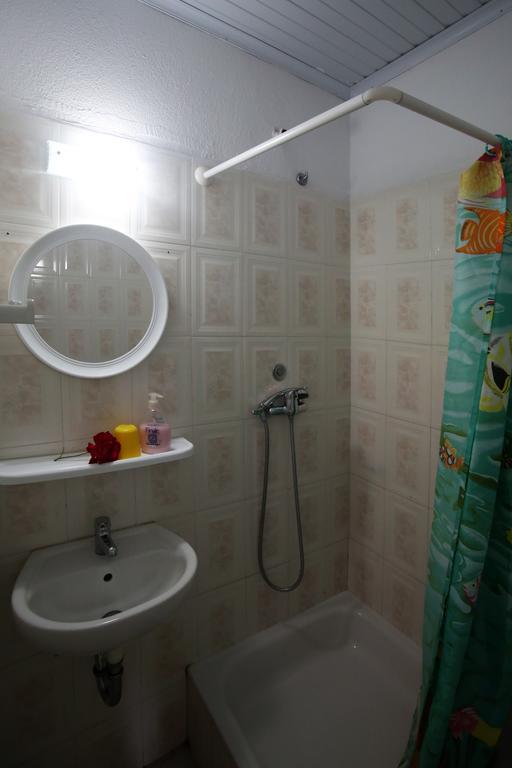 Ermioni Apartments Vrasná 외부 사진