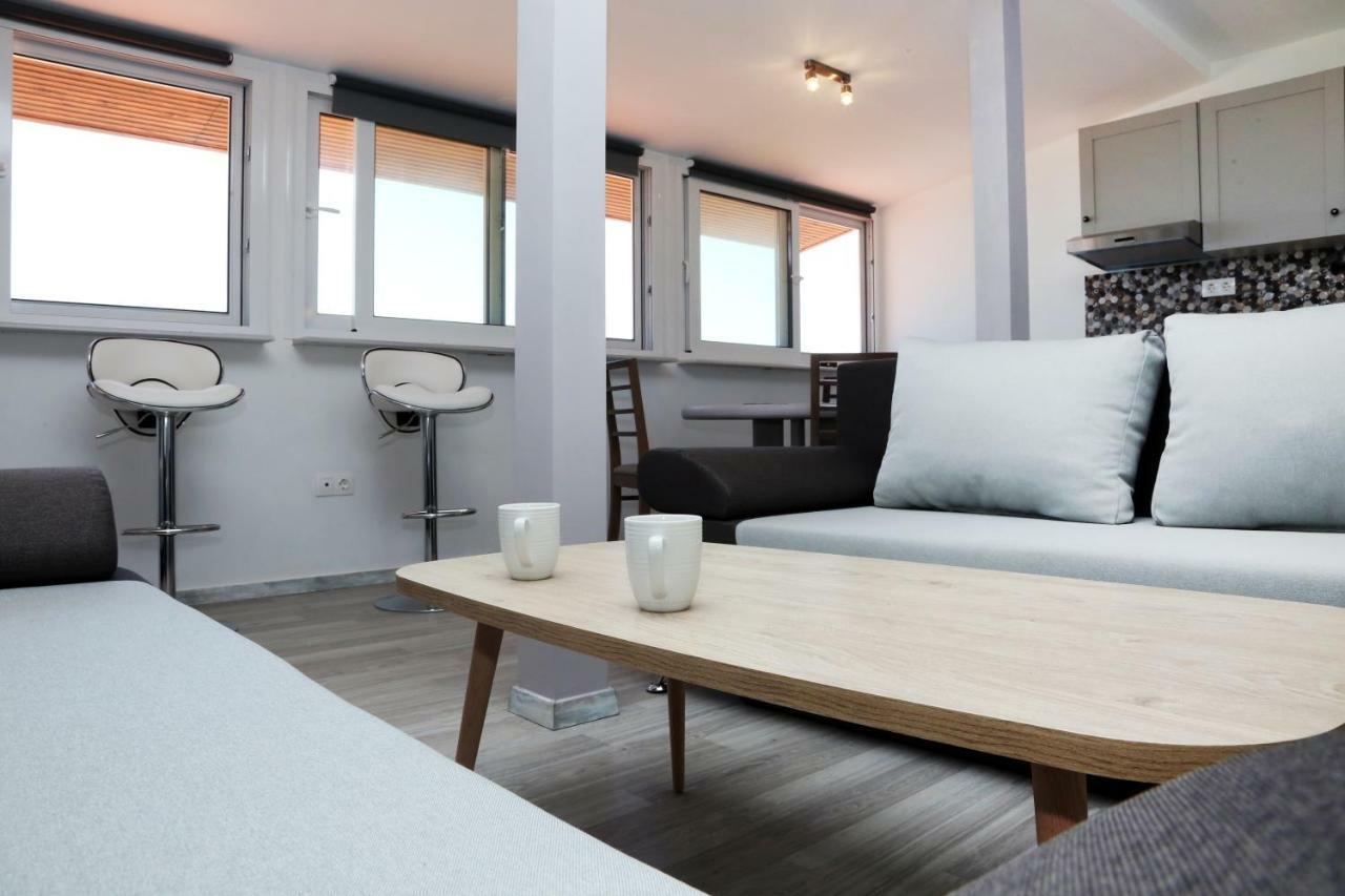 Ermioni Apartments Vrasná 외부 사진